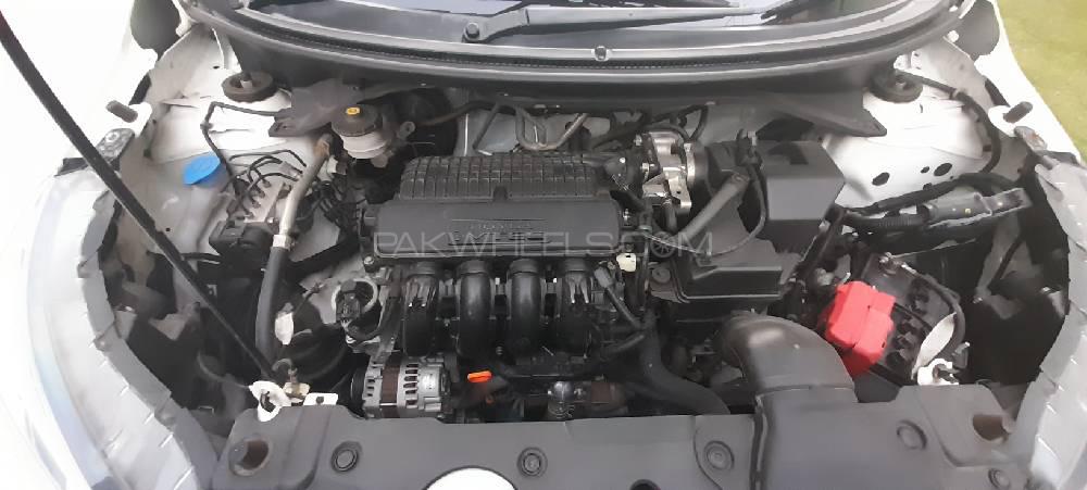 Honda BR-V 2020 for Sale in Peshawar Honda BR-V 2020 for Sale in Peshawar Image-9