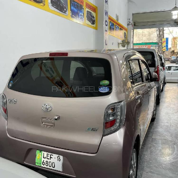 Toyota Pixis Epoch 2015 for Sale in Lahore Toyota Pixis Epoch 2015 for Sale in Lahore Image-3