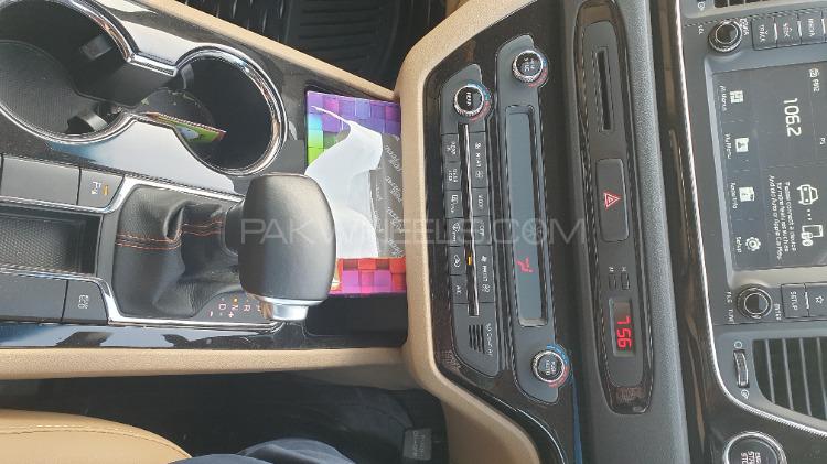کِیا کارنیول 2018 for Sale in لاہور کِیا کارنیول 2018 for Sale in لاہور Image-9