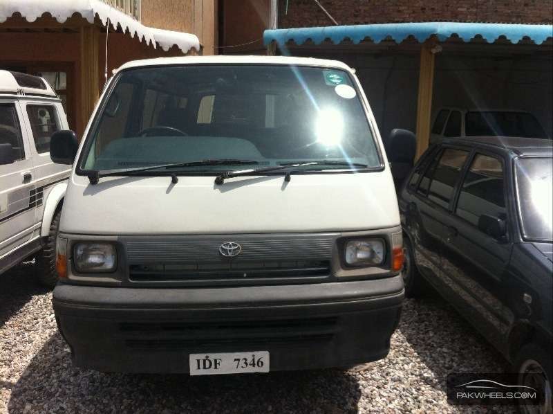 Toyota Hiace 1996 for Sale in Peshawar Image-1