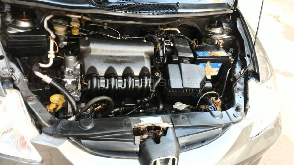 ہونڈا سٹی 2004 for Sale in کراچی ہونڈا سٹی 2004 for Sale in کراچی Image-17