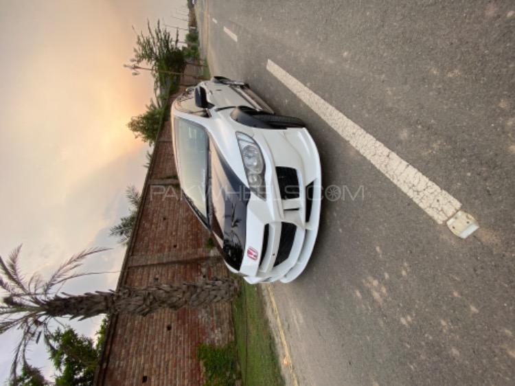 Honda Civic - 2010  Honda Civic - 2010  Image-2