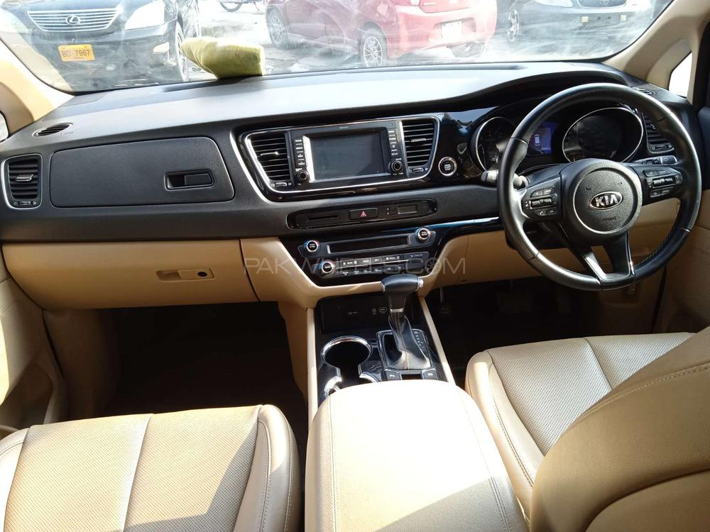 کِیا کارنیول 2018 for Sale in فیصل آباد کِیا کارنیول 2018 for Sale in فیصل آباد Image-8