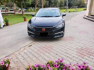 Honda Civic Oriel 1.8 i-VTEC CVT 2016 for Sale in Rahim Yar Khan
