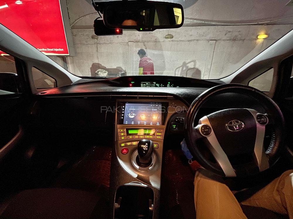 Toyota Prius 2013 for Sale in Islamabad Toyota Prius 2013 for Sale in Islamabad Image-11