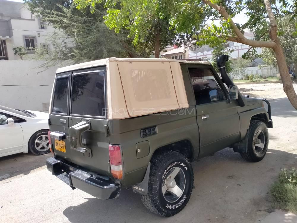 Toyota Land Cruiser 1987 for Sale in Karachi Toyota Land Cruiser 1987 for Sale in Karachi Image-2