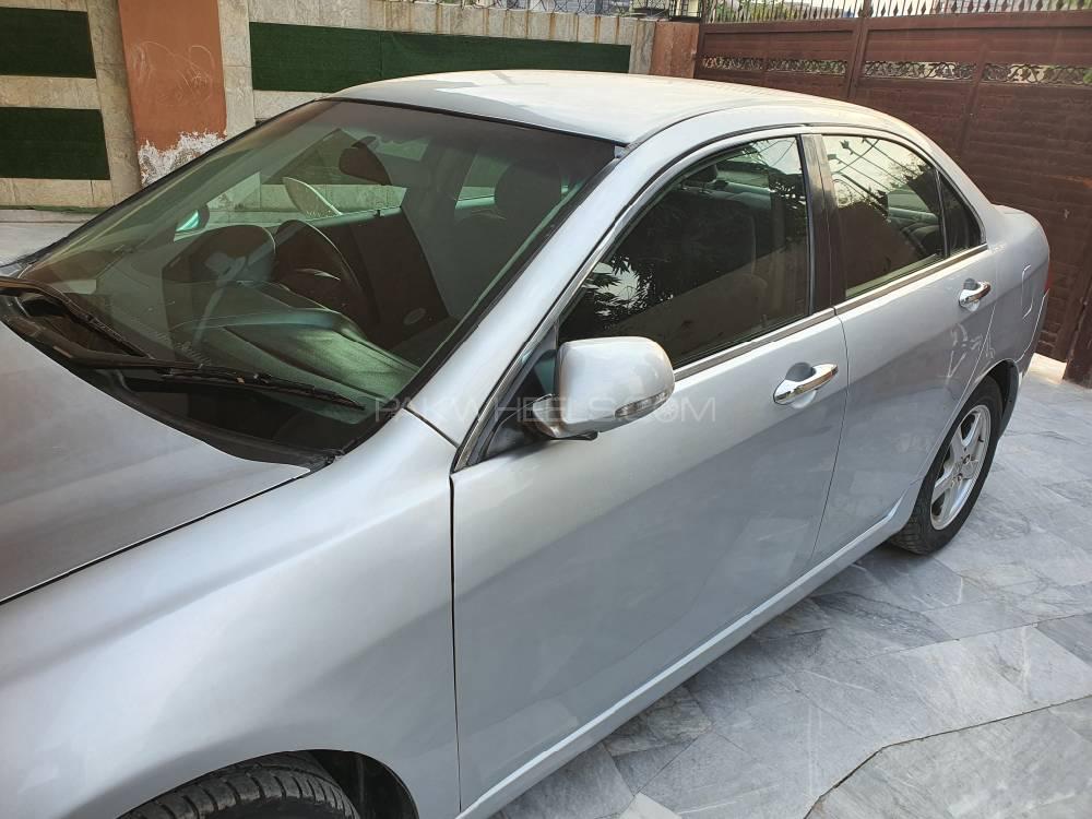 ہونڈا اکارڈ 2003 for Sale in لاہور ہونڈا اکارڈ 2003 for Sale in لاہور Image-6