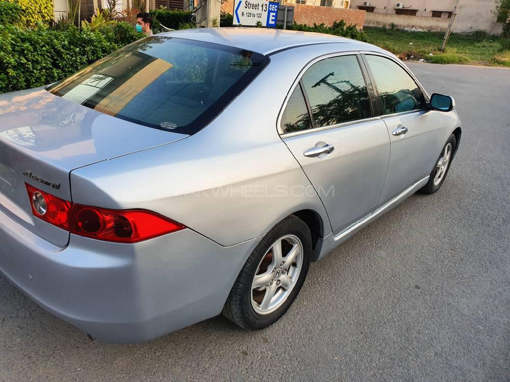 ہونڈا اکارڈ 2003 for Sale in لاہور ہونڈا اکارڈ 2003 for Sale in لاہور Image-3