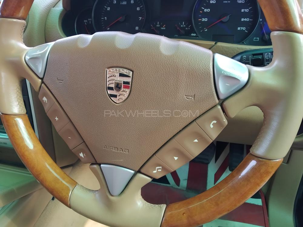 پورشے کائین 2006 for Sale in لاہور پورشے کائین 2006 for Sale in لاہور Image-8