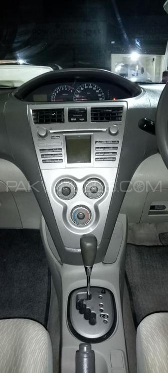 Toyota Belta 2010 for Sale in Karachi Toyota Belta 2010 for Sale in Karachi Image-4