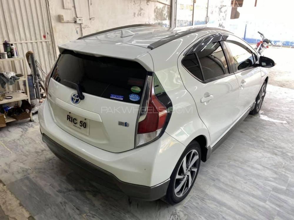 Toyota Aqua 2015 for Sale in Rawalpindi Toyota Aqua 2015 for Sale in Rawalpindi Image-4