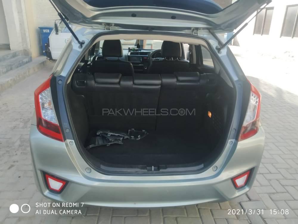 Honda Fit 2014 for Sale in Lahore Honda Fit 2014 for Sale in Lahore Image-16