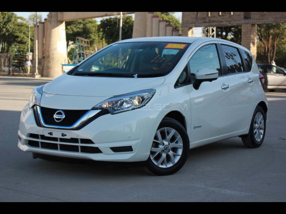 Nissan Note 2018 for Sale in Islamabad Image-1