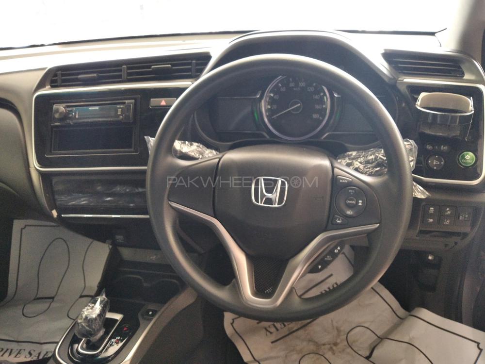 ہونڈا گریس ہائبرڈ 2017 for Sale in لاہور ہونڈا گریس ہائبرڈ 2017 for Sale in لاہور Image-11