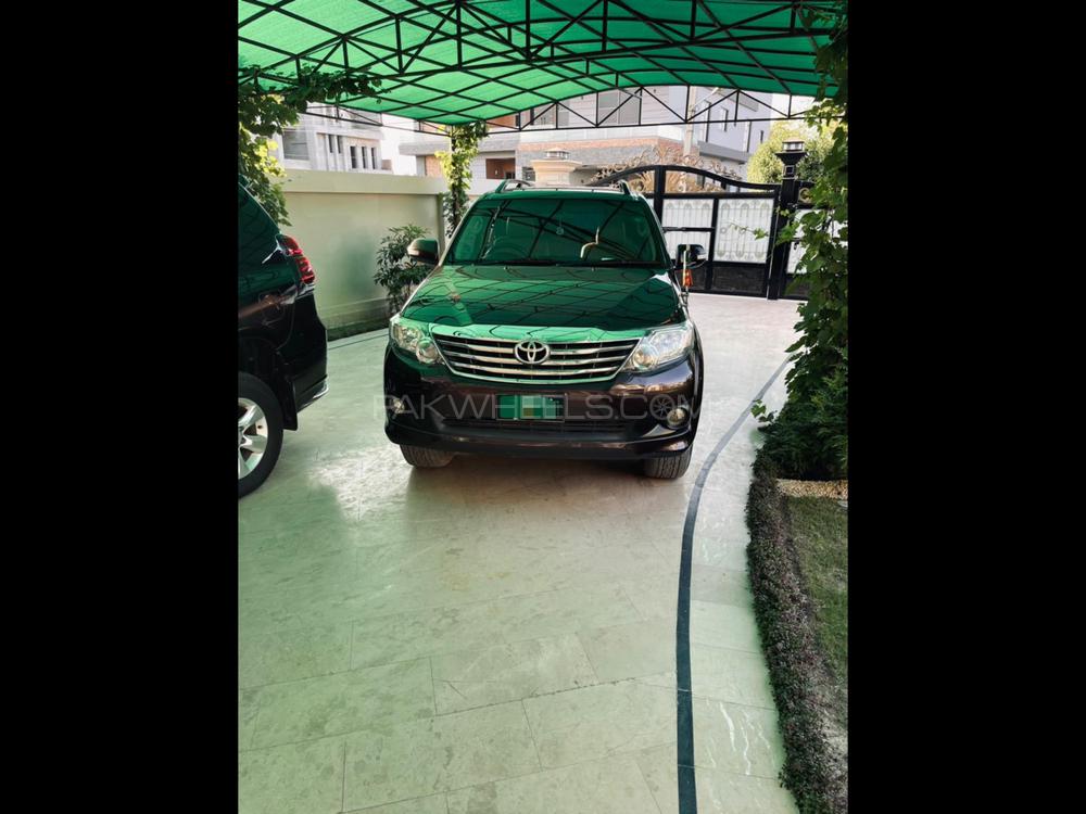 Toyota Fortuner 2014 for Sale in Multan Toyota Fortuner 2014 for Sale in Multan Image-3
