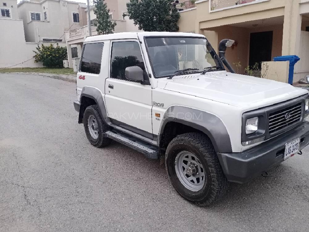 Daihatsu rocky 1997