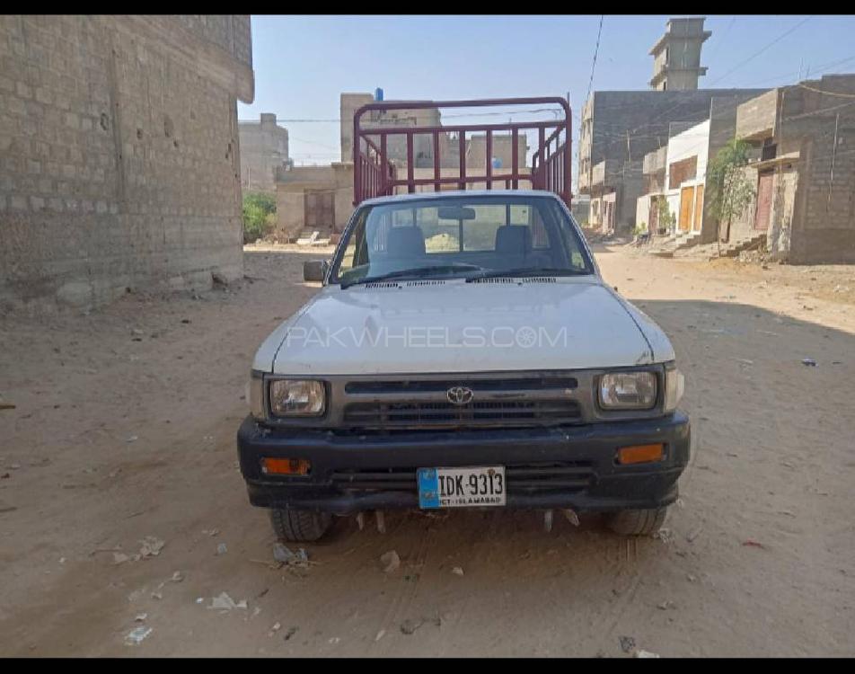 Toyota Hilux 1987 for Sale in Karachi Image-1
