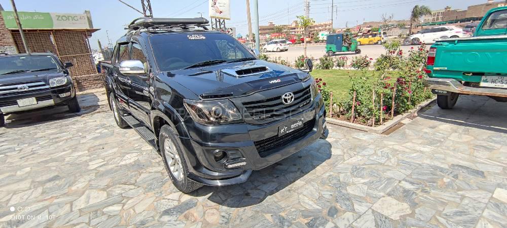 Toyota Hilux 2012 for Sale in Peshawar Toyota Hilux 2012 for Sale in Peshawar Image-5