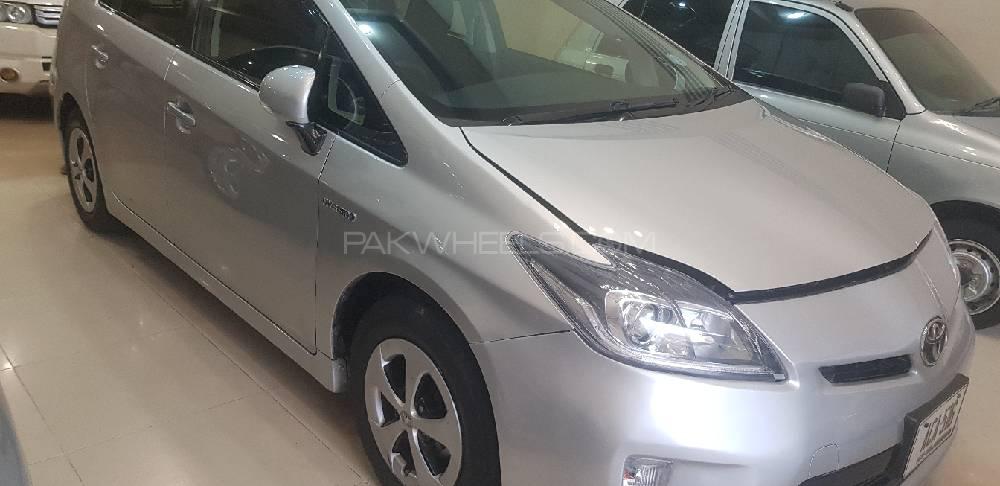 Toyota Prius 2012 for Sale in Multan Image-1