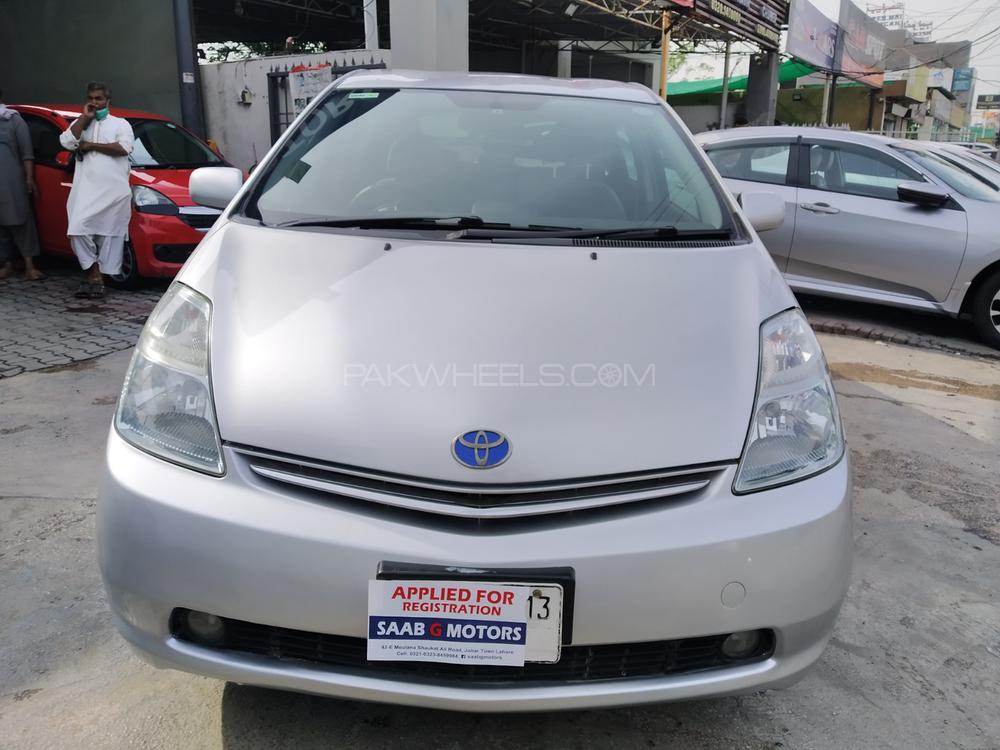 Toyota Prius 2007 for Sale in Lahore Image-1