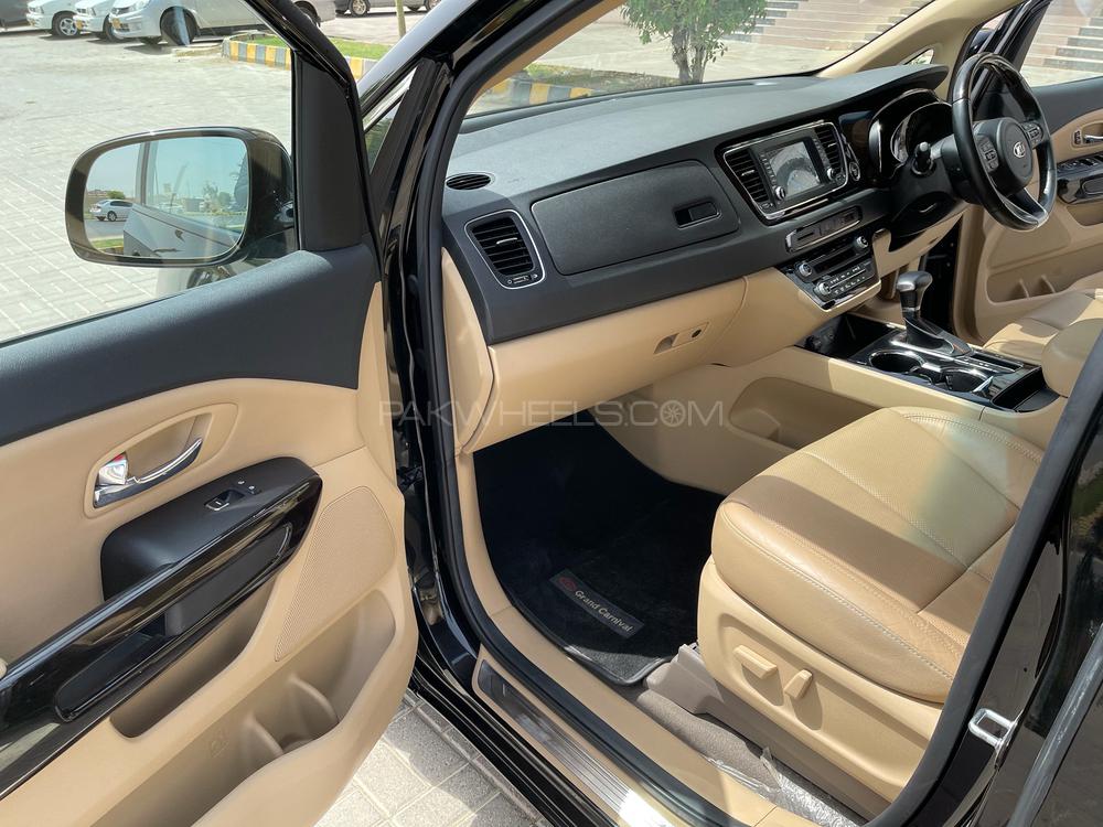 KIA Carnival 2019 for Sale in Karachi KIA Carnival 2019 for Sale in Karachi Image-13