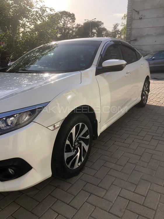 ہونڈا سوک 2016 for Sale in راولپنڈی ہونڈا سوک 2016 for Sale in راولپنڈی Image-2