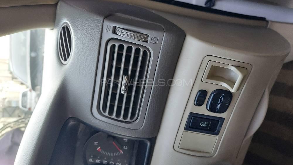 Toyota Corolla Fielder 2001 for Sale in Karachi Toyota Corolla Fielder 2001 for Sale in Karachi Image-16