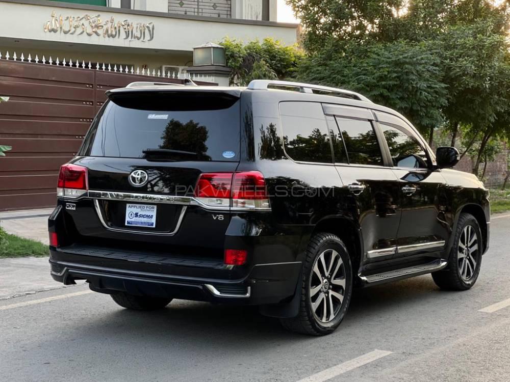 Toyota Land Cruiser ZX 2016 for sale in Lahore | PakWheels