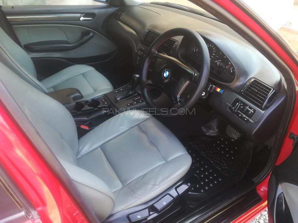 بی ایم ڈبلیو 3 سیریز 2003 for Sale in پشاور بی ایم ڈبلیو 3 سیریز 2003 for Sale in پشاور Image-7
