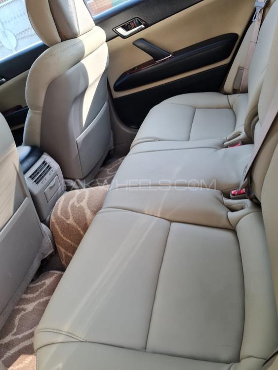 Toyota Mark X 2007 for Sale in Sialkot Toyota Mark X 2007 for Sale in Sialkot Image-8