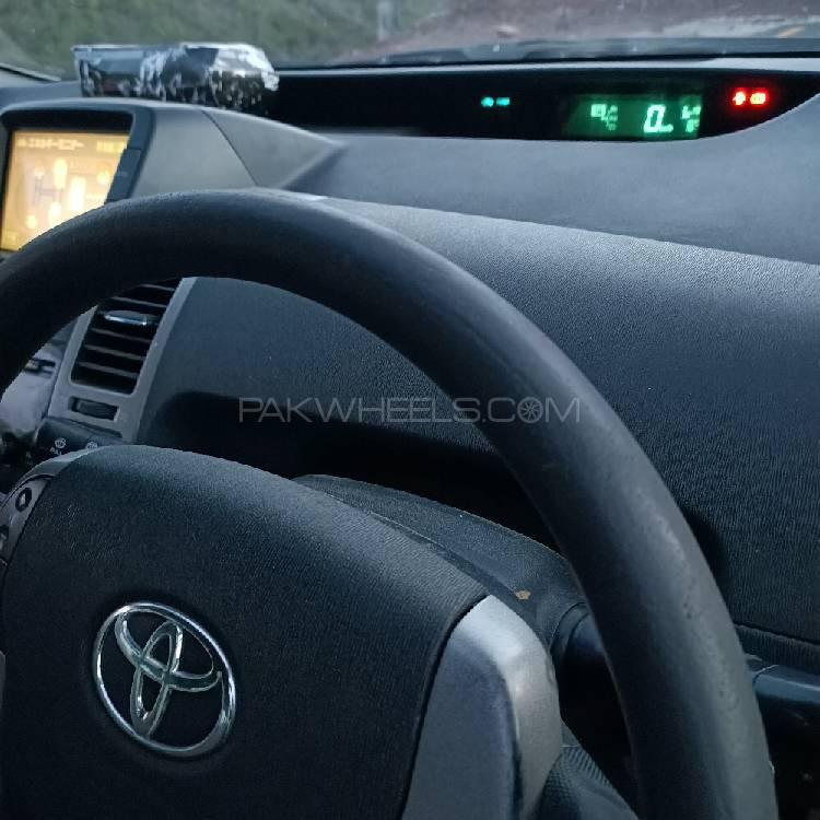 ٹویوٹا پریوس الفا 2007 for Sale in اسلام آباد ٹویوٹا پریوس الفا 2007 for Sale in اسلام آباد Image-7