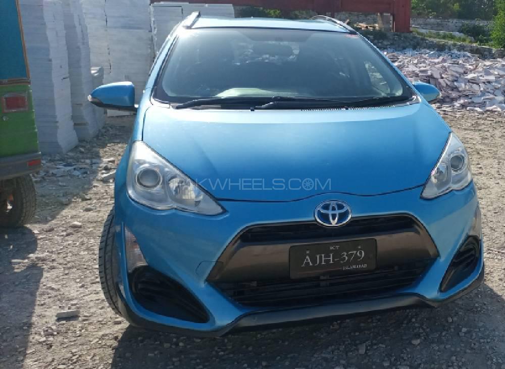Toyota Aqua 2015 for Sale in Peshawar Toyota Aqua 2015 for Sale in Peshawar Image-2