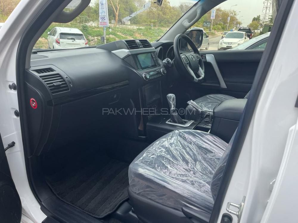 Toyota Prado 2016 for Sale in Islamabad Toyota Prado 2016 for Sale in Islamabad Image-9