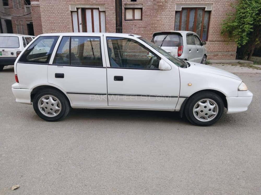 Suzuki Cultus 2004 for Sale in Lahore Suzuki Cultus 2004 for Sale in Lahore Image-8