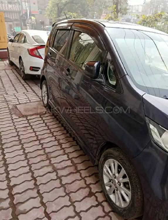 Nissan Dayz Highway Star 2017 for Sale in Lahore Nissan Dayz Highway Star 2017 for Sale in Lahore Image-3