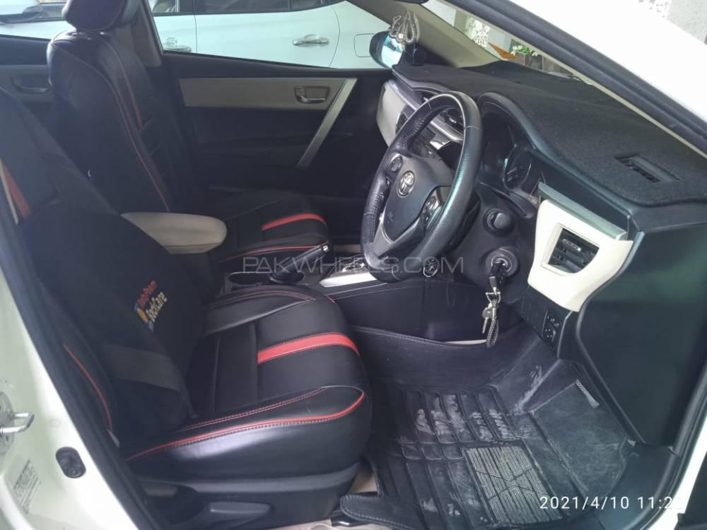 Toyota Corolla 2017 for Sale in Lahore Toyota Corolla 2017 for Sale in Lahore Image-11