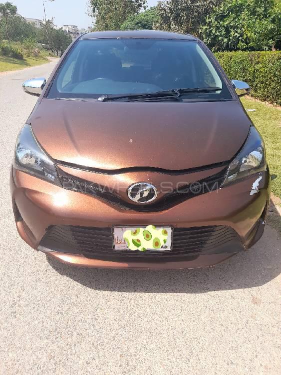Toyota Vitz 2014 for Sale in Islamabad Image-1
