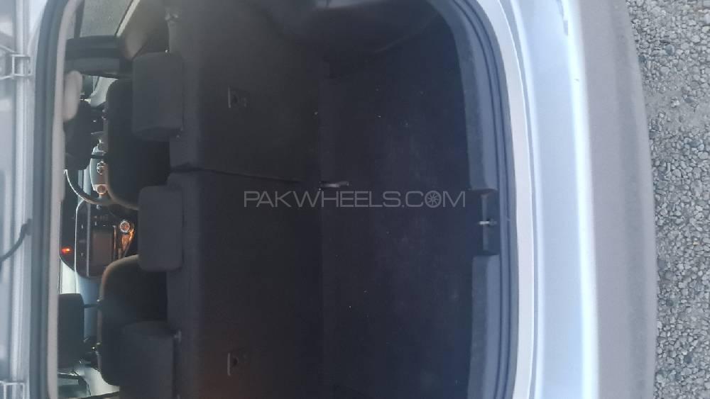 ٹویوٹا اکوا 2015 for Sale in پشاور ٹویوٹا اکوا 2015 for Sale in پشاور Image-7