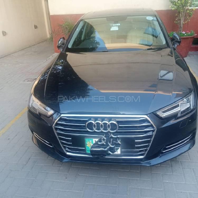 آوڈی اے 4 2016 for Sale in لاہور Image-1