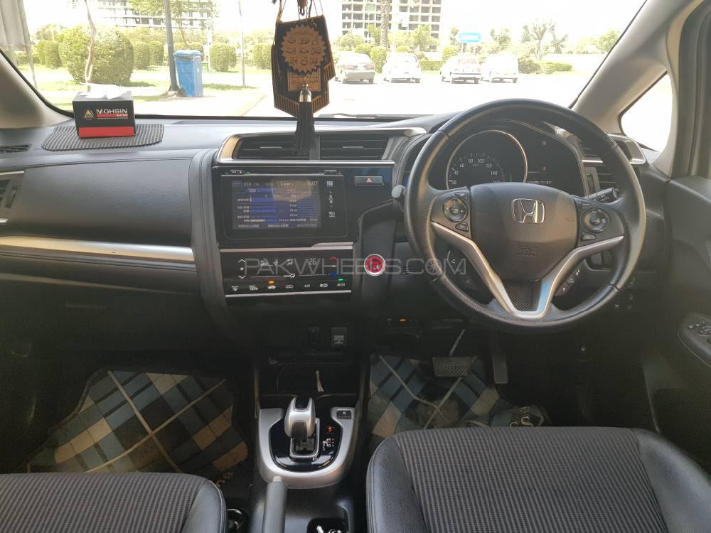 ہونڈا فٹ 2017 for Sale in کراچی ہونڈا فٹ 2017 for Sale in کراچی Image-11