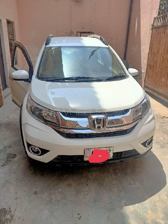 Honda BR-V 2017 for Sale in Faisalabad Image-1