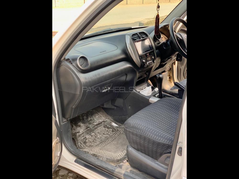 ٹویوٹا راو 4 2005 for Sale in اسلام آباد ٹویوٹا راو 4 2005 for Sale in اسلام آباد Image-7