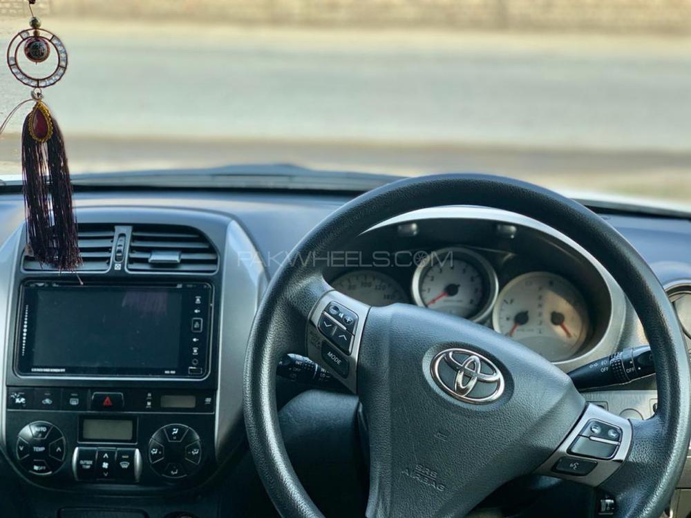 ٹویوٹا راو 4 2005 for Sale in اسلام آباد ٹویوٹا راو 4 2005 for Sale in اسلام آباد Image-9