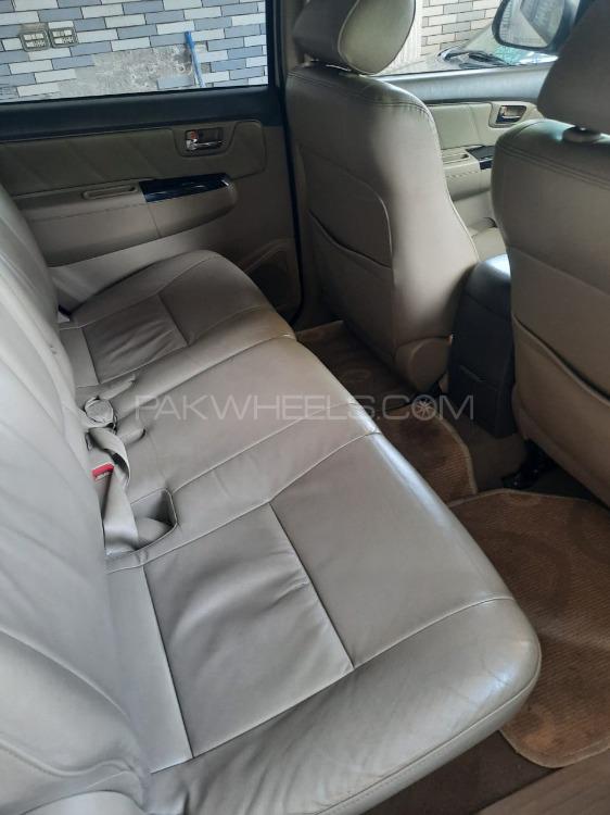 ٹویوٹا فورچیونر 2013 for Sale in لاہور ٹویوٹا فورچیونر 2013 for Sale in لاہور Image-11