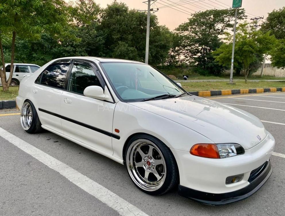 Honda Civic - 1992  Image-1