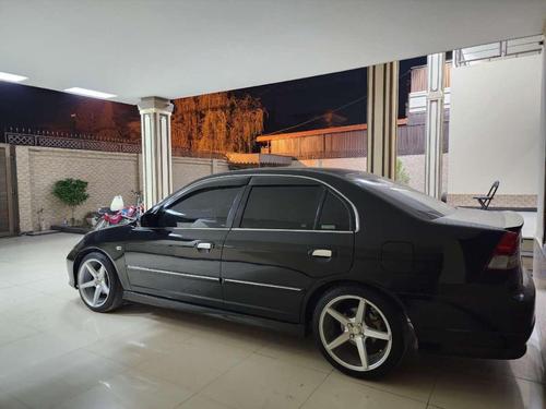 Honda Civic - 2004