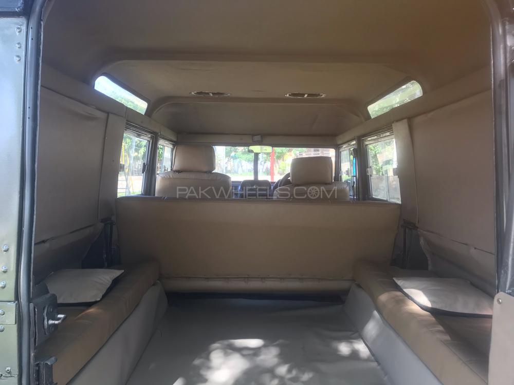 لینڈ روور ڈیفنڈر 1970 for Sale in اسلام آباد لینڈ روور ڈیفنڈر 1970 for Sale in اسلام آباد Image-9