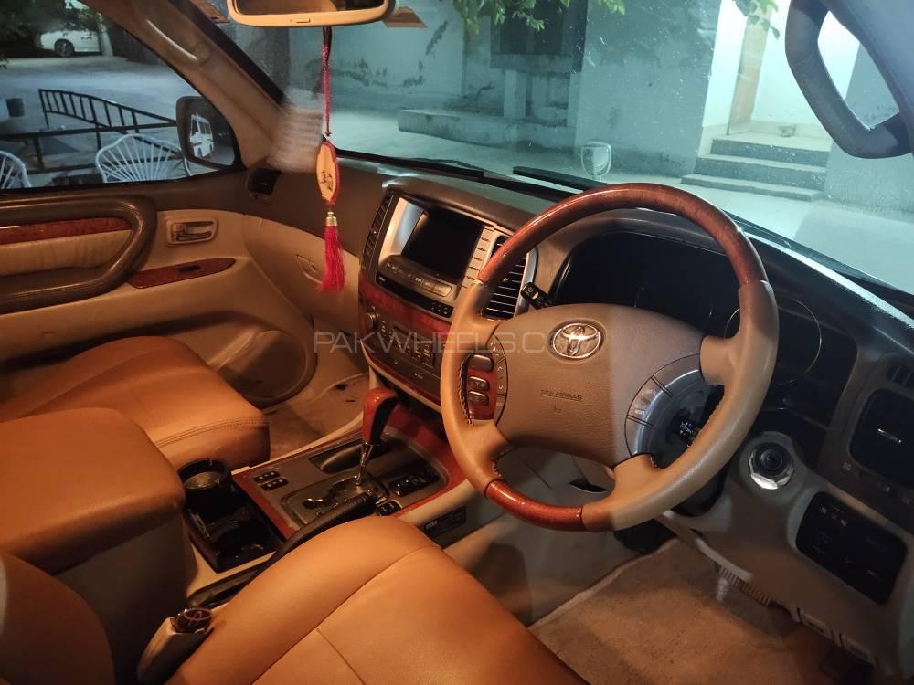 Toyota Land Cruiser 2003 for Sale in Faisalabad Toyota Land Cruiser 2003 for Sale in Faisalabad Image-9