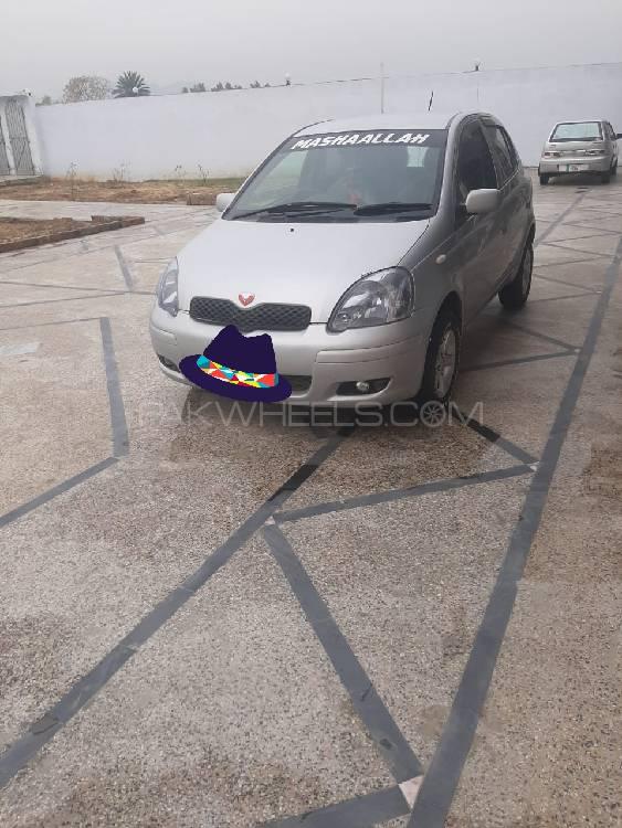 Toyota Vitz 2003 for Sale in Mardan Image-1
