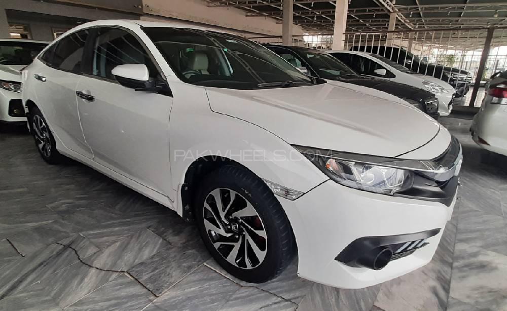 Honda Civic 2019 for Sale in Peshawar Image-1